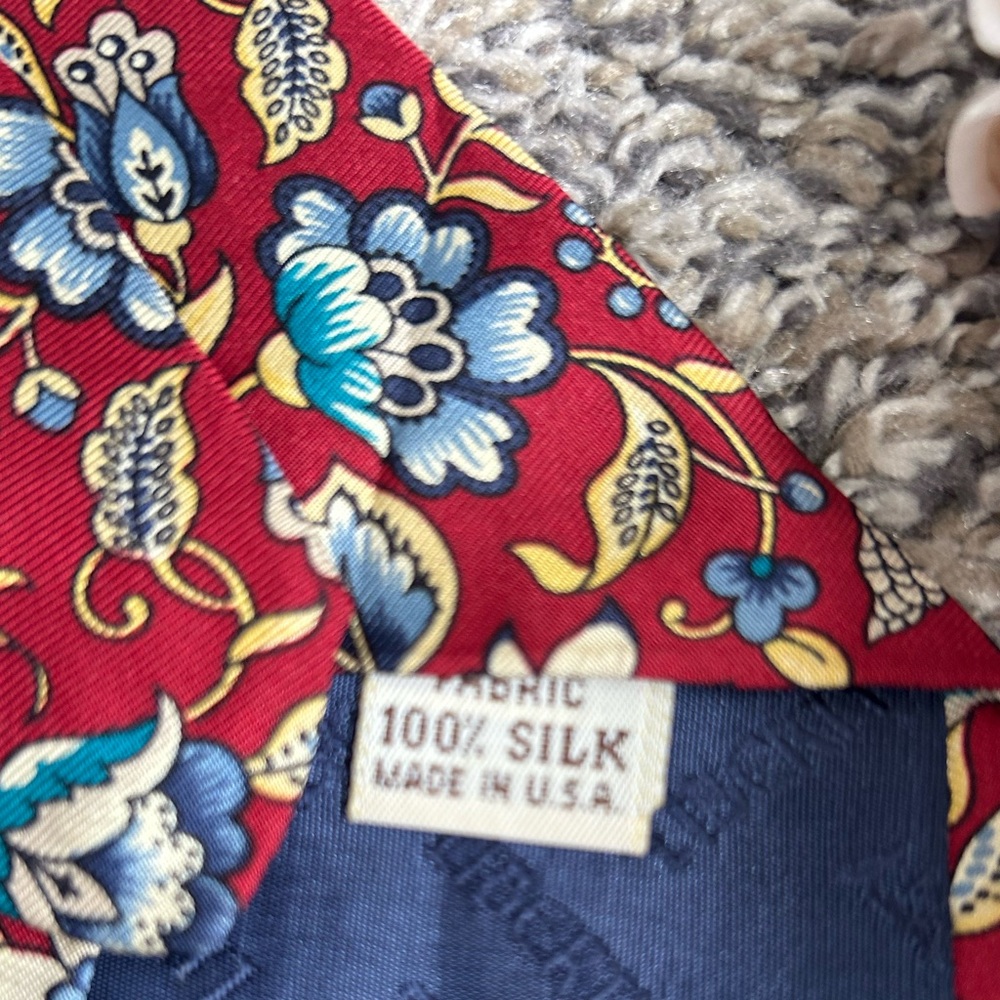 Liberty of London Men’s Vintage 100% silk tie - Picture 4 of 4